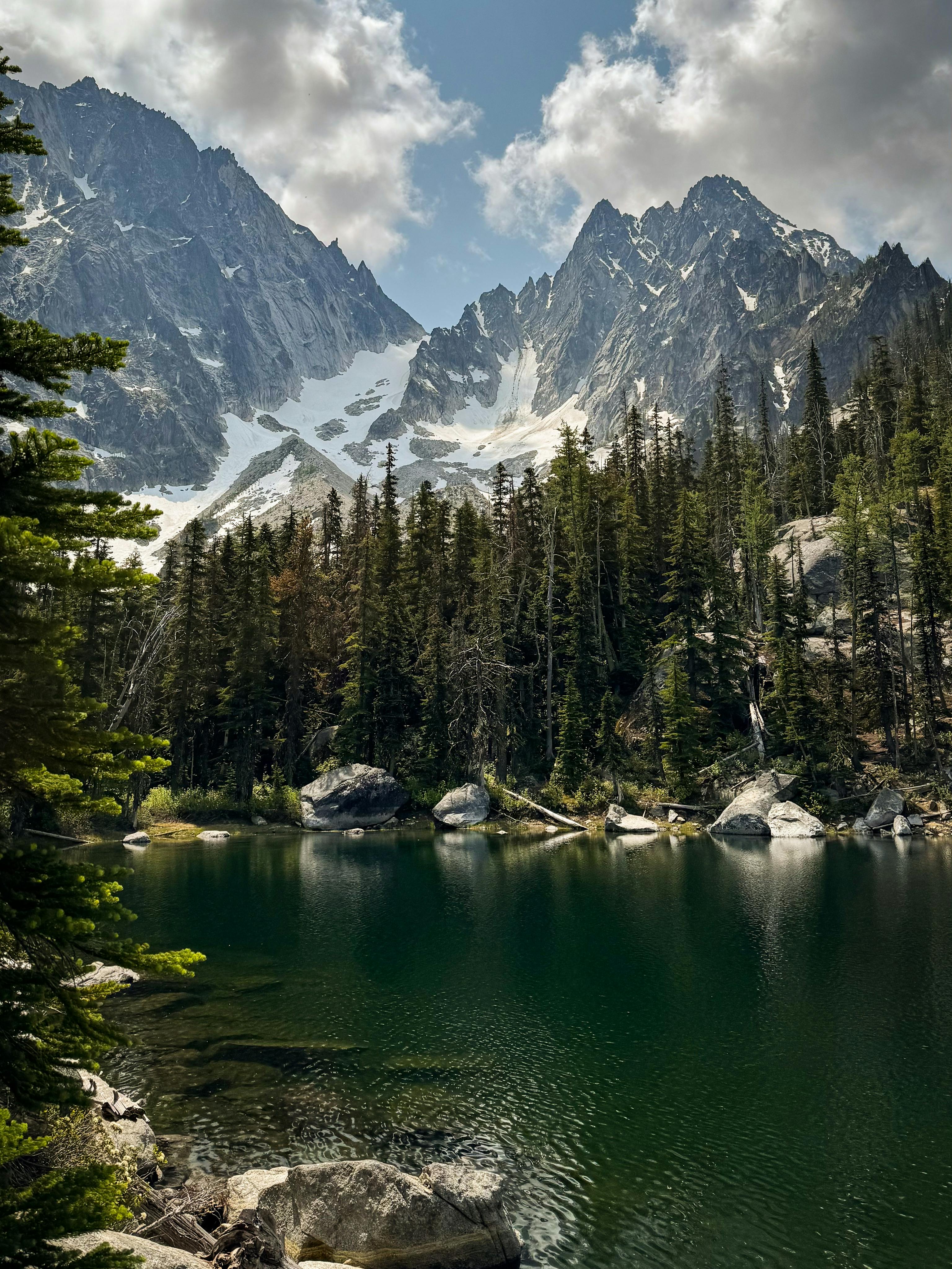 Sonmarg Glacier